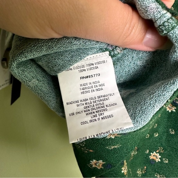 O'Neill Green Pink Floral Button Down Sleep Shirt NWT Women's Size Small - Picture 6 of 9